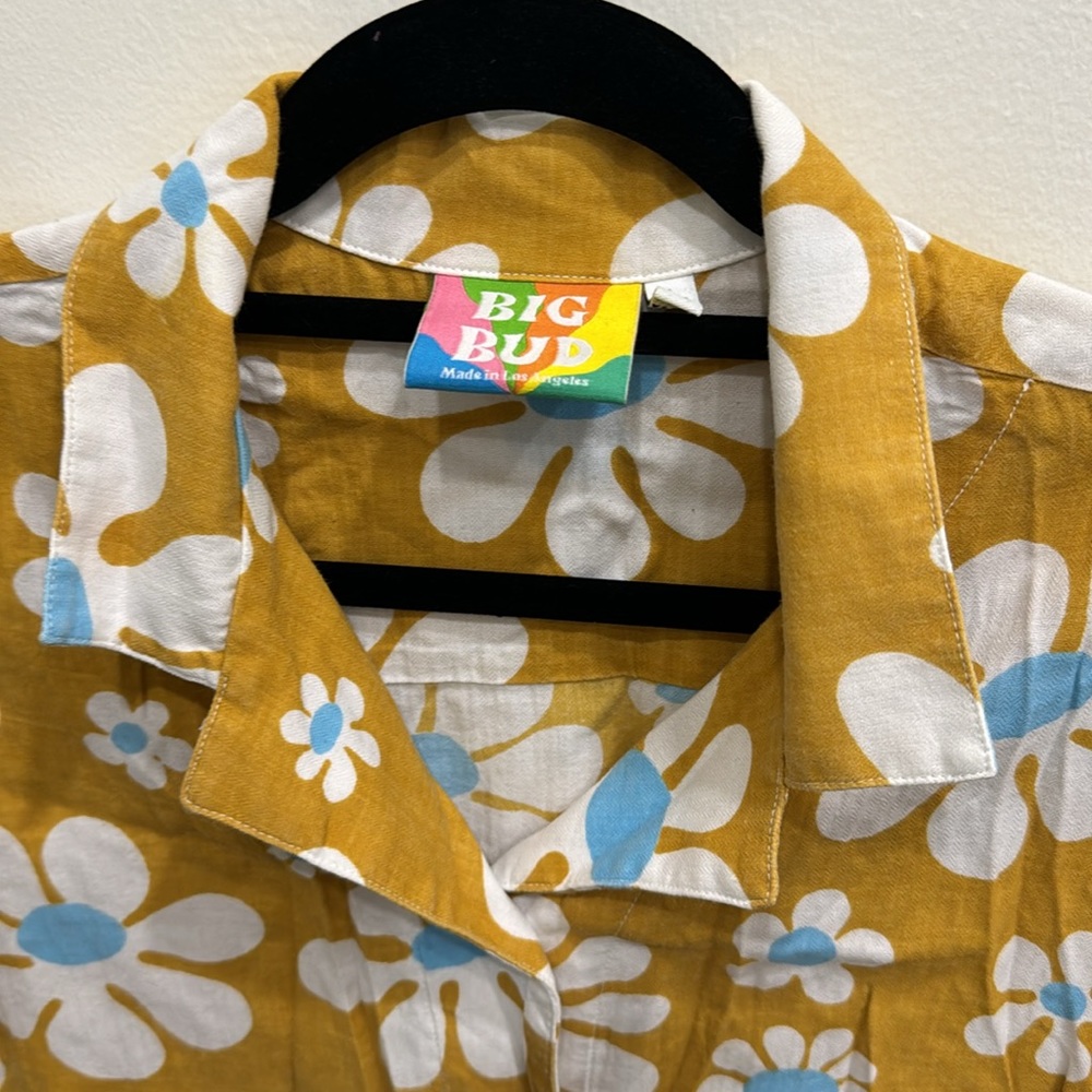 Big Bud Press flower button down - Picture 2 of 3